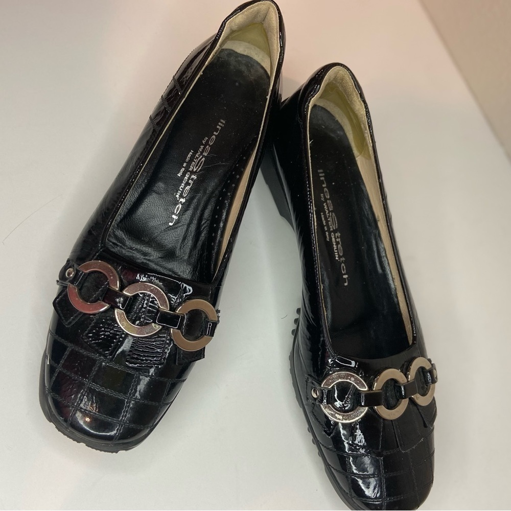 Linea Stretch by Walter Genuin~Black Patent Leather Embossed Golf Show~Size 6.5